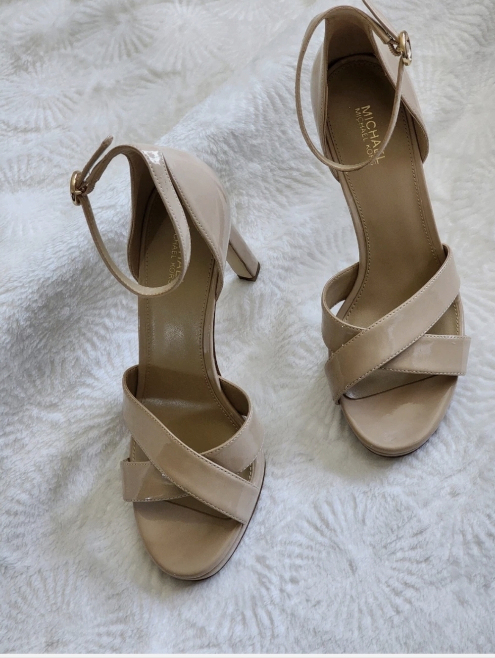 MICHAEL MICHAEL KORS Alexia Patent Leather Beige Stiletto Sandals 7M MSRP $155 - Picture 15 of 16